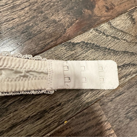 H&M Bra - Picture 2 of 16